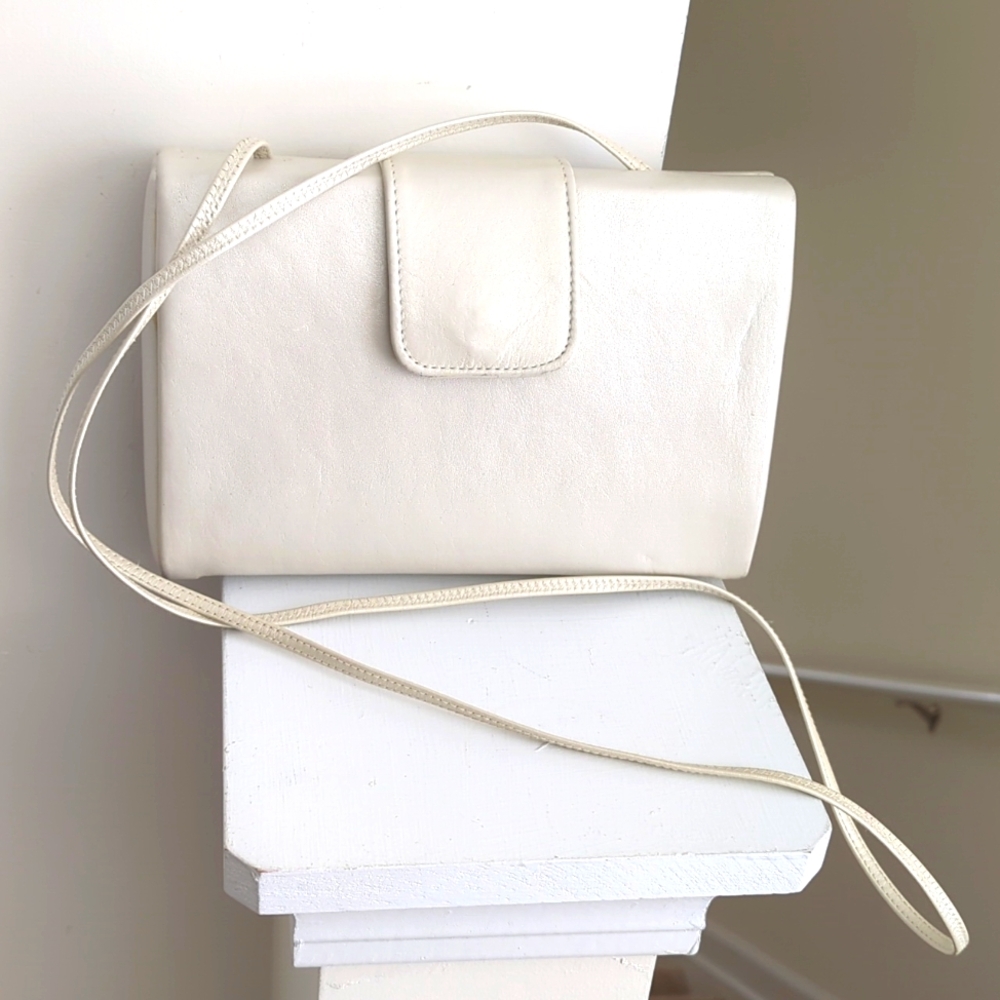 Ande ~ Handbag Clutch  w/ Snap Front Closure Pearl White